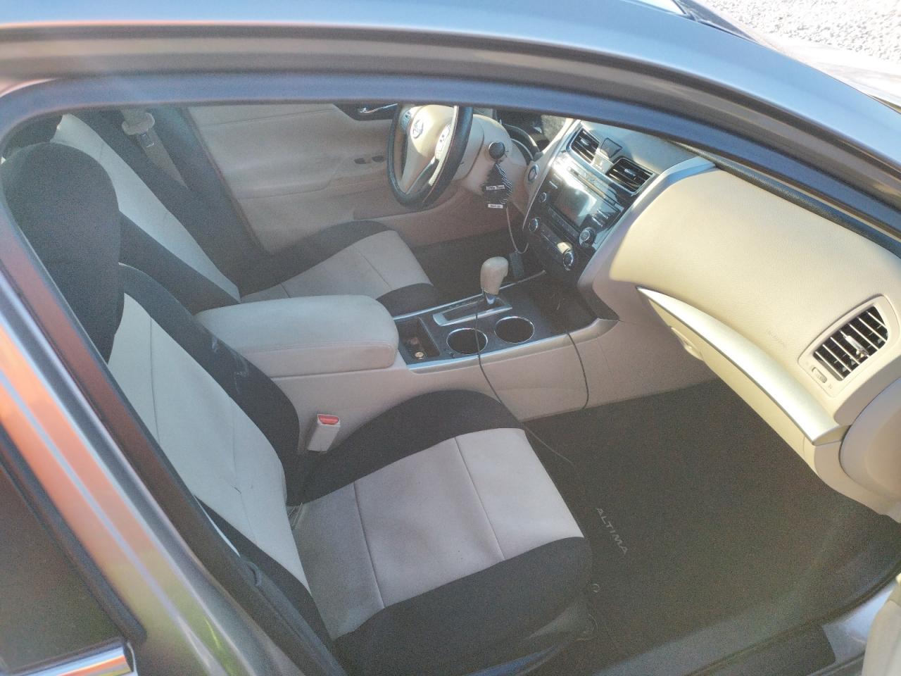 Photo 5 from auction – 2015 NISSAN ALTIMA 2.5 with VIN 1N4AL3AP8FC497823
