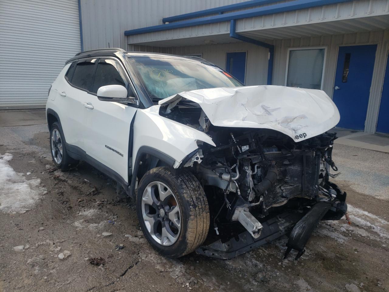 JEEP COMPASS LI 2018 z numerem VIN 3C4NJDCBXJT143467 - Zdjęcie z aukcji
