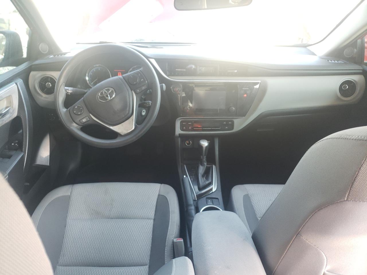 Photo 9 from auction – 2017 TOYOTA COROLLA L with VIN 2T1BURHEXHC820461