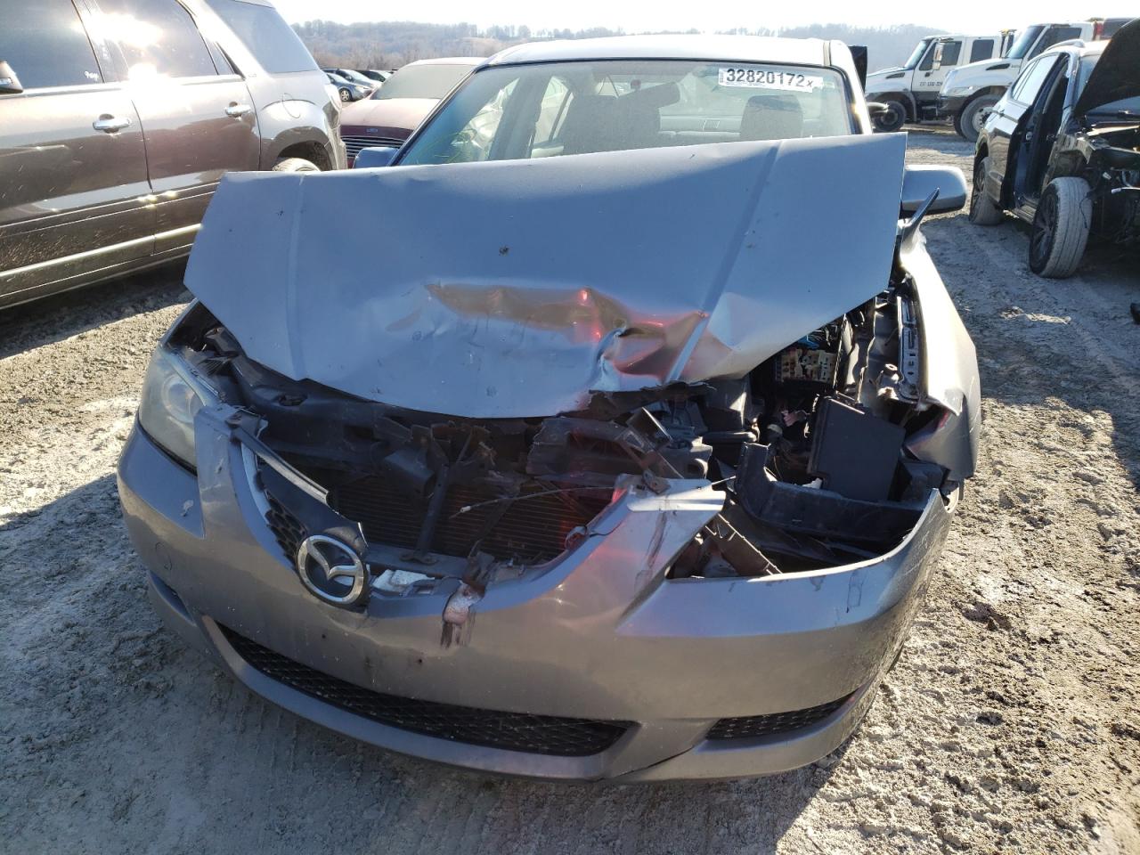 Photo 7 from auction – 2006 MAZDA 3 I with VIN JM1BK32F361446684