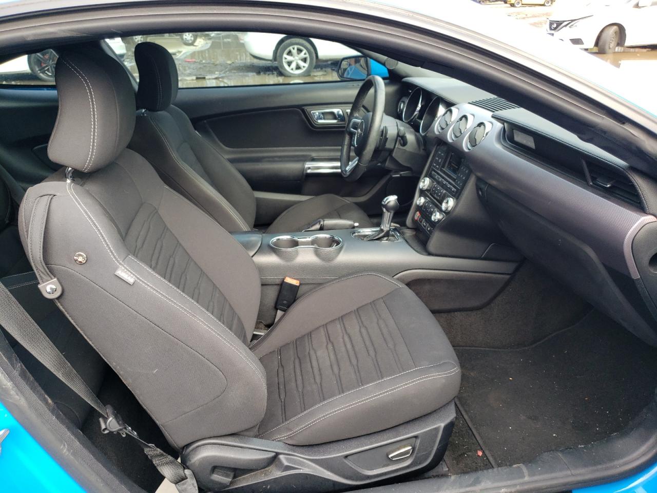 Photo 5 from auction – 2017 FORD MUSTANG with VIN 1FA6P8TH9H5236818