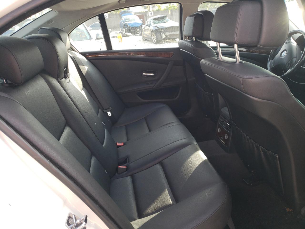 Photo 6 from auction – 2008 BMW 528 XI with VIN WBANV13538CZ60358