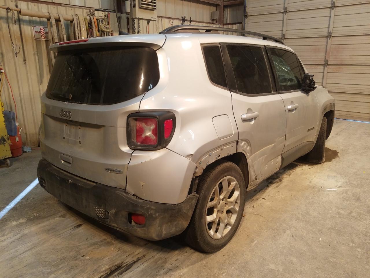 Photo 4 from auction – 2018 JEEP RENEGADE L with VIN ZACCJABB5JPJ53447