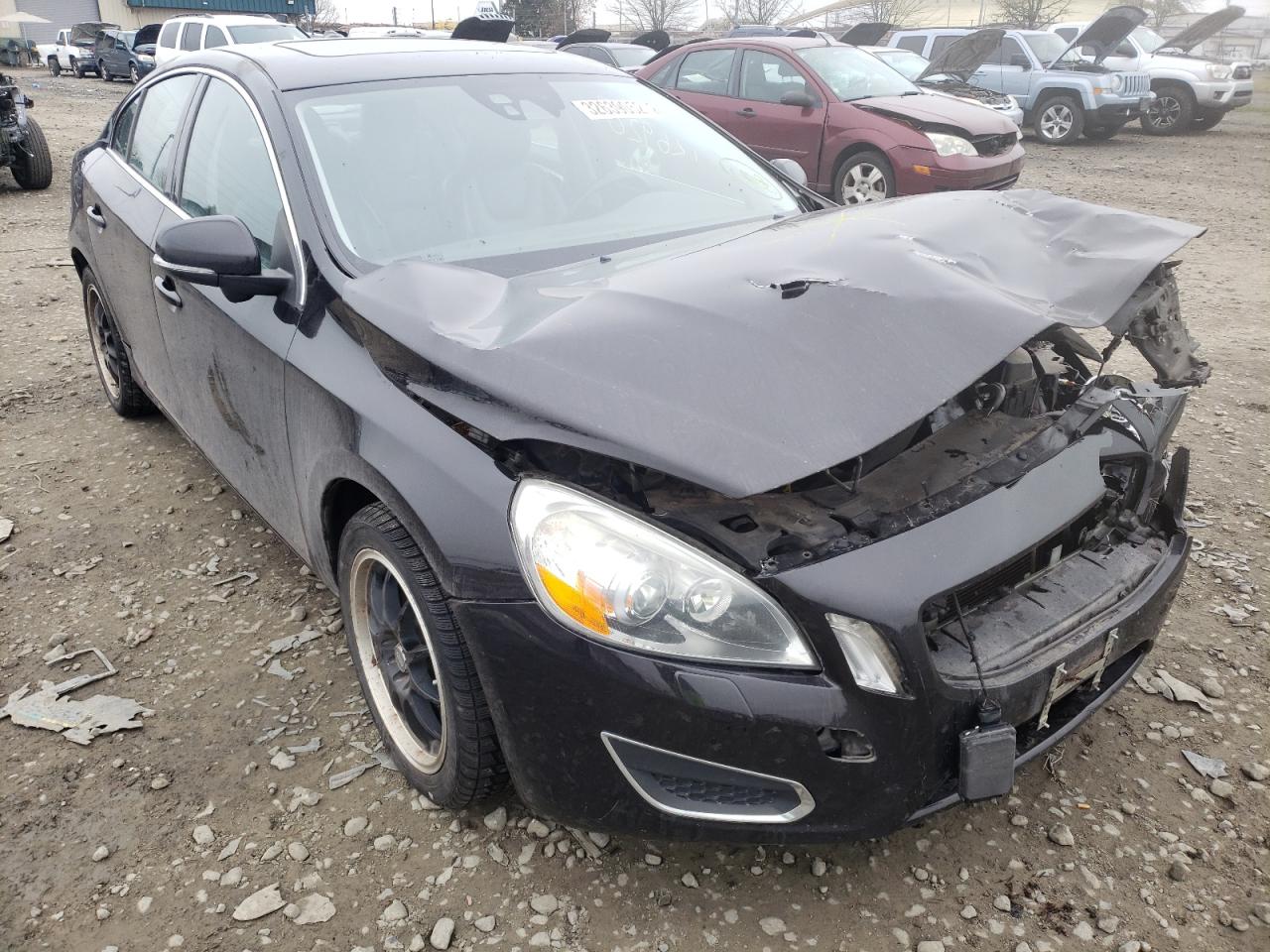 VOLVO S60 T6 2011 with VIN YV1902FH4B2003257 - Photo from auction