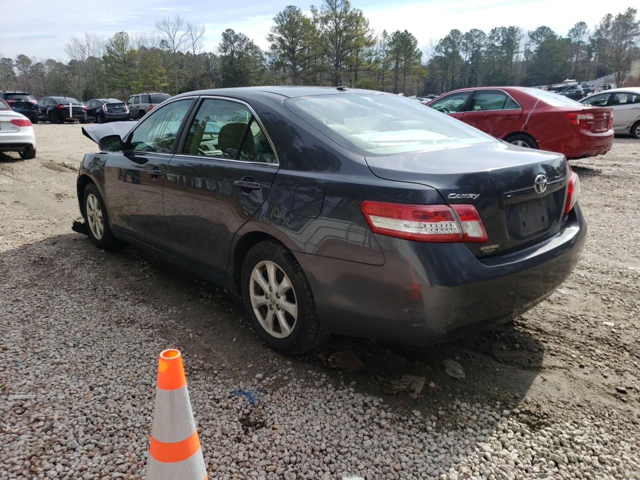 Photo 3 from auction – 2011 TOYOTA CAMRY with VIN 4T1BF3EK0BU668374