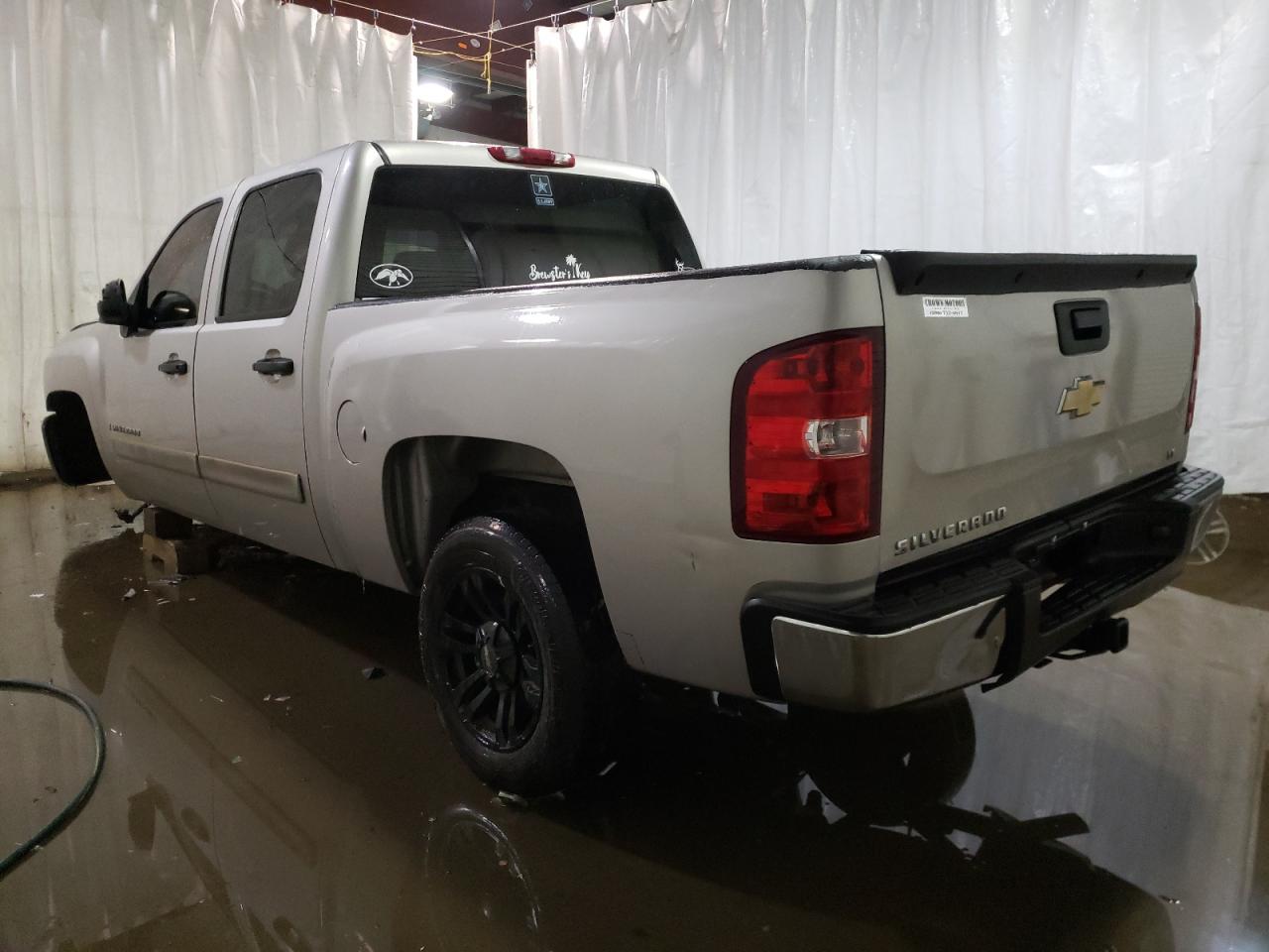 Photo 3 from auction – 2007 CHEVROLET SILVERADO with VIN 2GCEC13C271561341