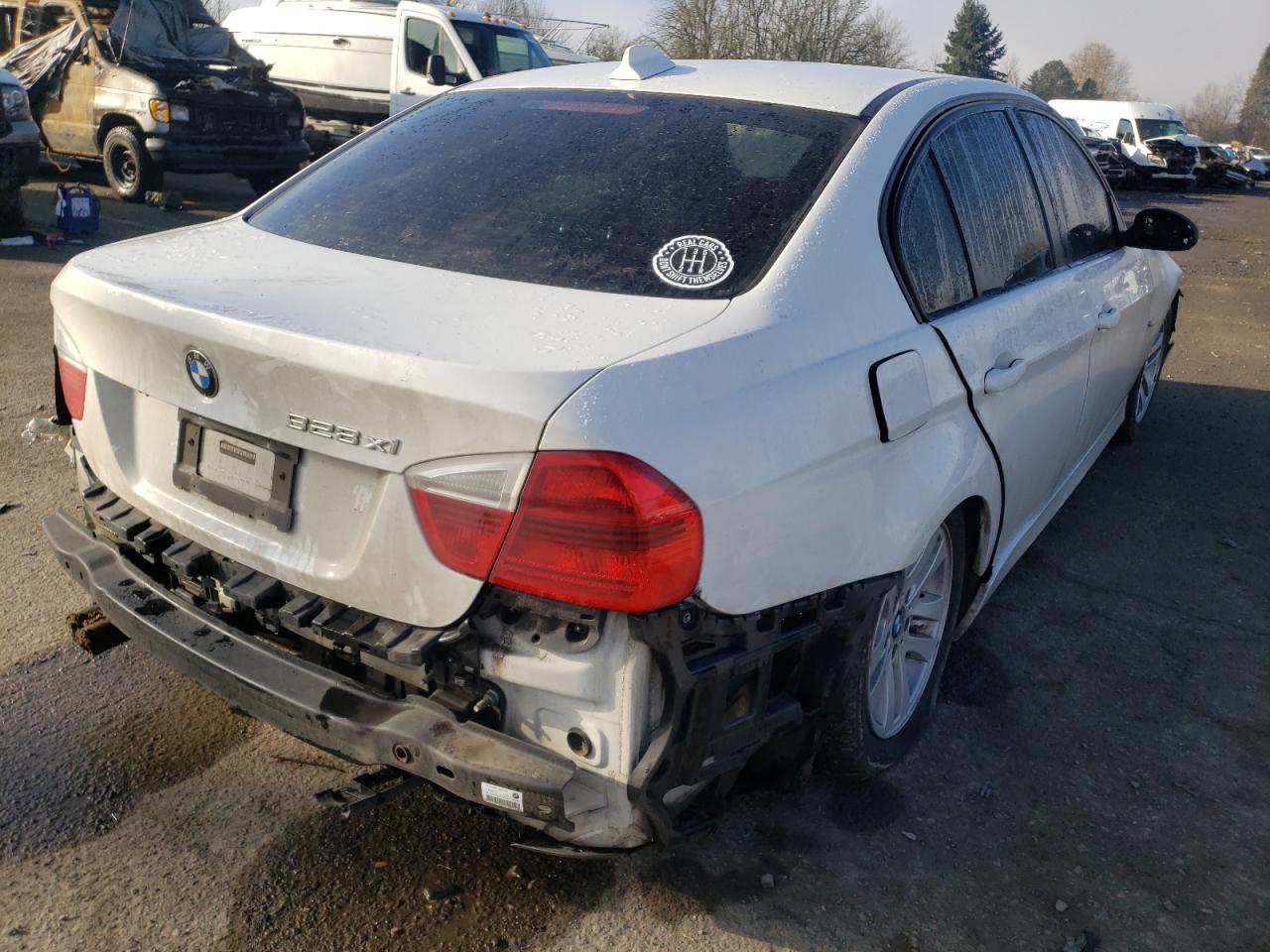 Photo 4 from auction – 2007 BMW 328 XI with VIN WBAVC93597KZ70398