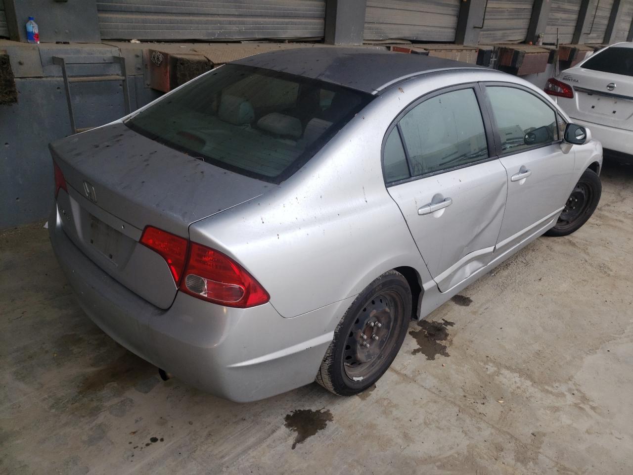 Photo 4 from auction – 2008 HONDA CIVIC LX with VIN 2HGFA16518H326673