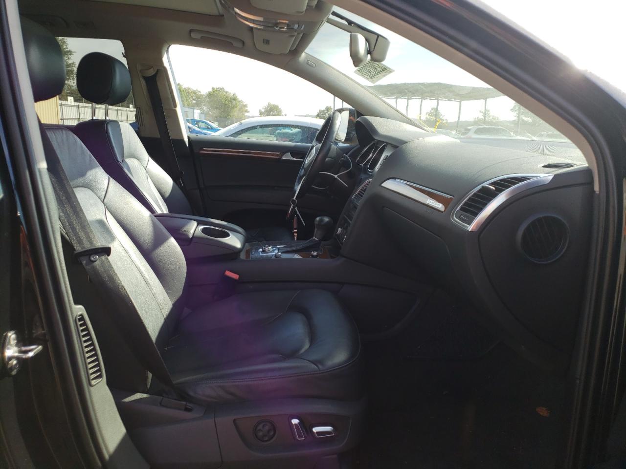 Photo 5 from auction – 2014 AUDI Q7 PREMIUM with VIN WA1CGAFE2ED019533