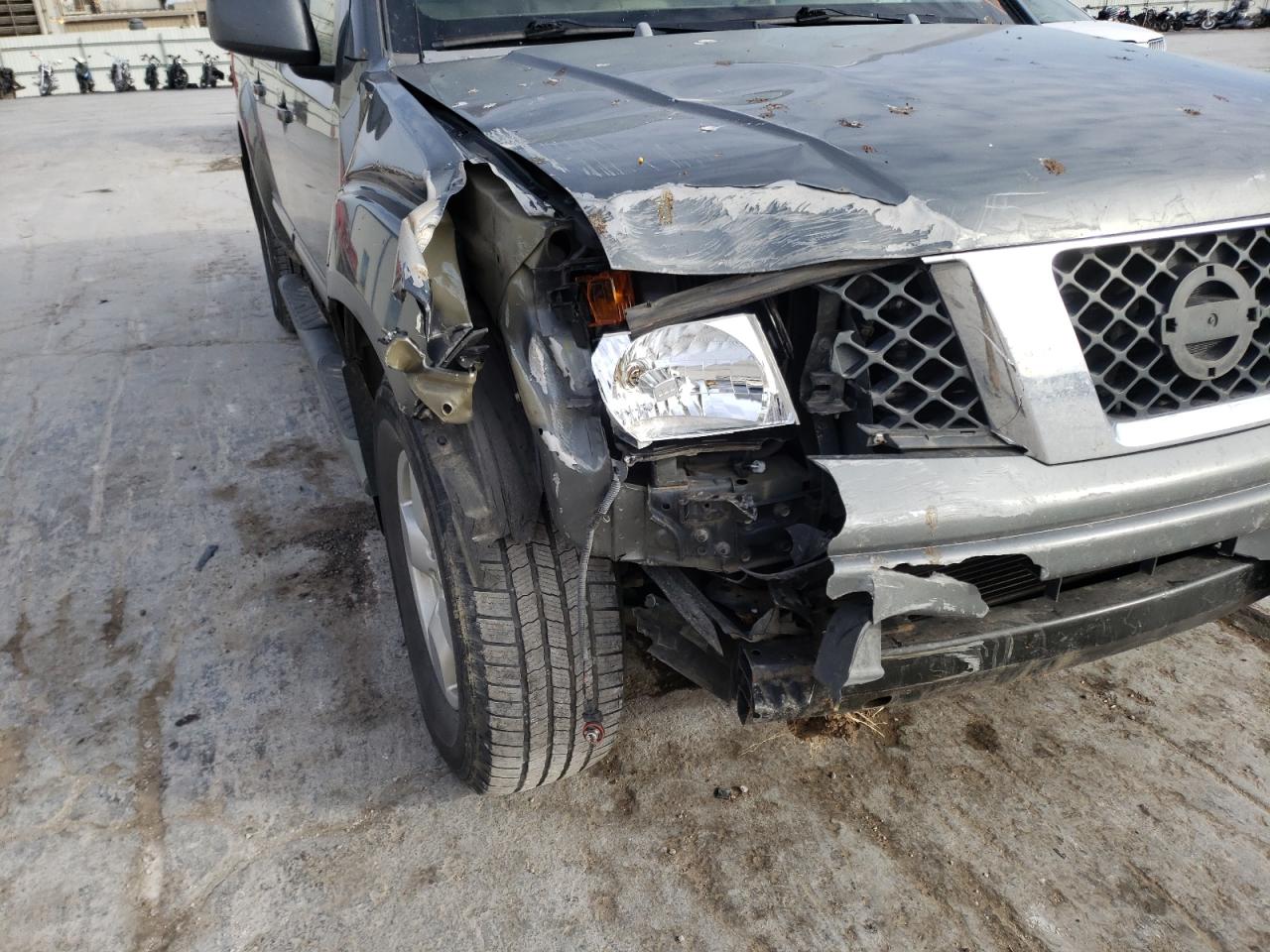 Photo 9 from auction – 2006 NISSAN FRONTIER C with VIN 1N6AD07W56C465574
