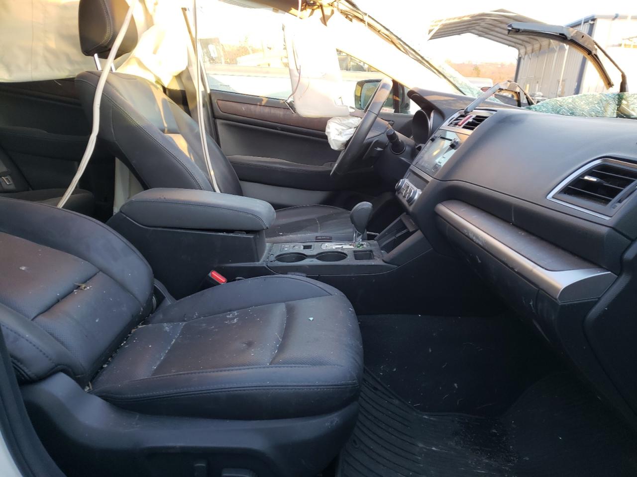 Photo 5 from auction – 2017 SUBARU OUTBACK 2. with VIN 4S4BSANCXH3436209