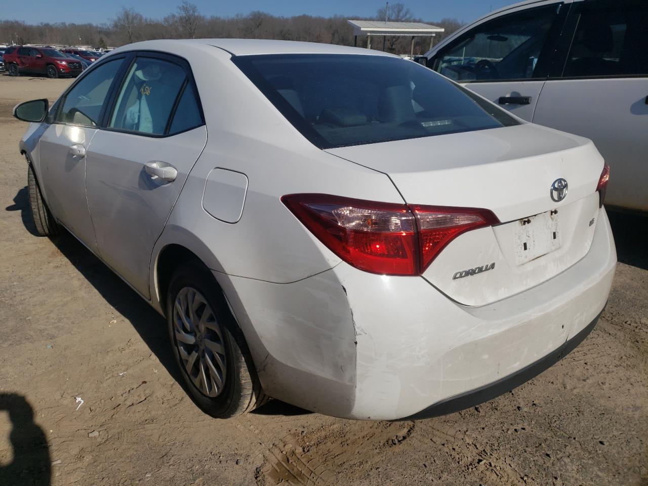 Photo 3 from auction – 2019 TOYOTA COROLLA L with VIN 5YFBURHE5KP928655