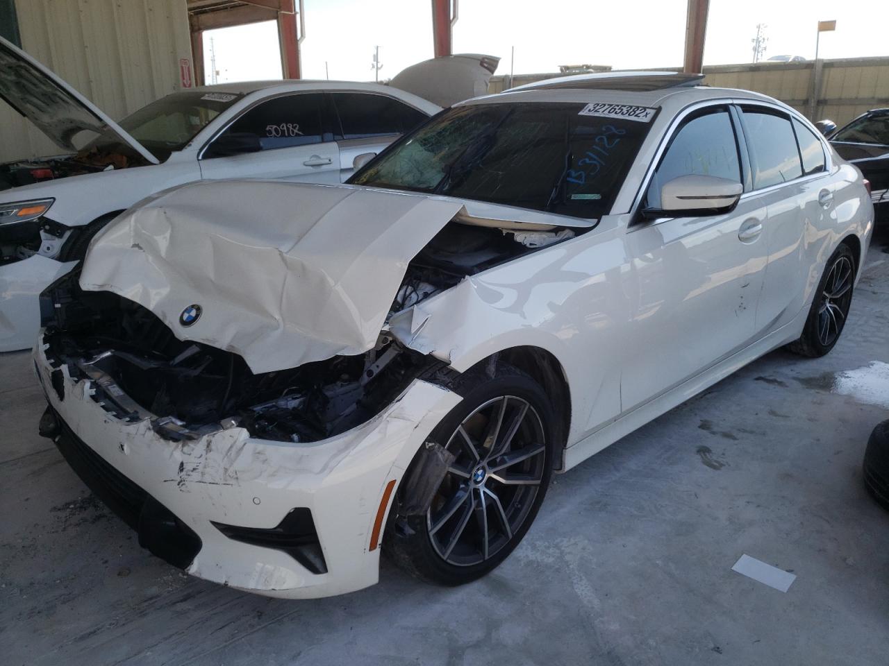 Photo 2 from auction – 2020 BMW 330I with VIN 3MW5R1J00L8B31128