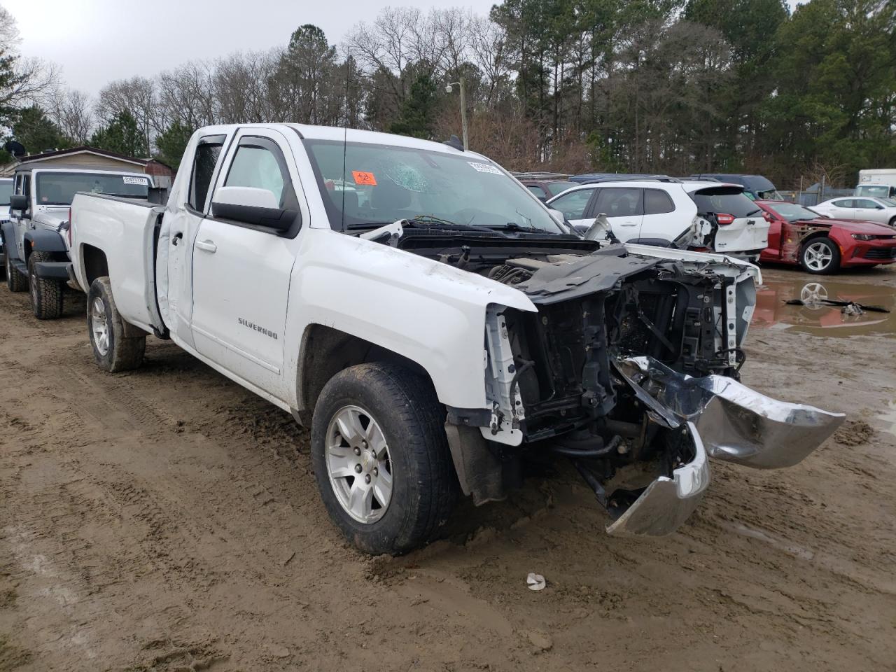 CHEVROLET SILVERADO 2016 with VIN 1GCRCREH5GZ235453 - Photo from auction