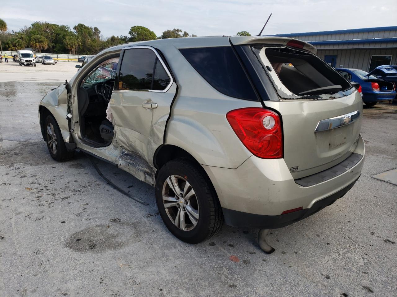 Photo 3 from auction – 2014 CHEVROLET EQUINOX LT with VIN 2GNALBEK3E6291634