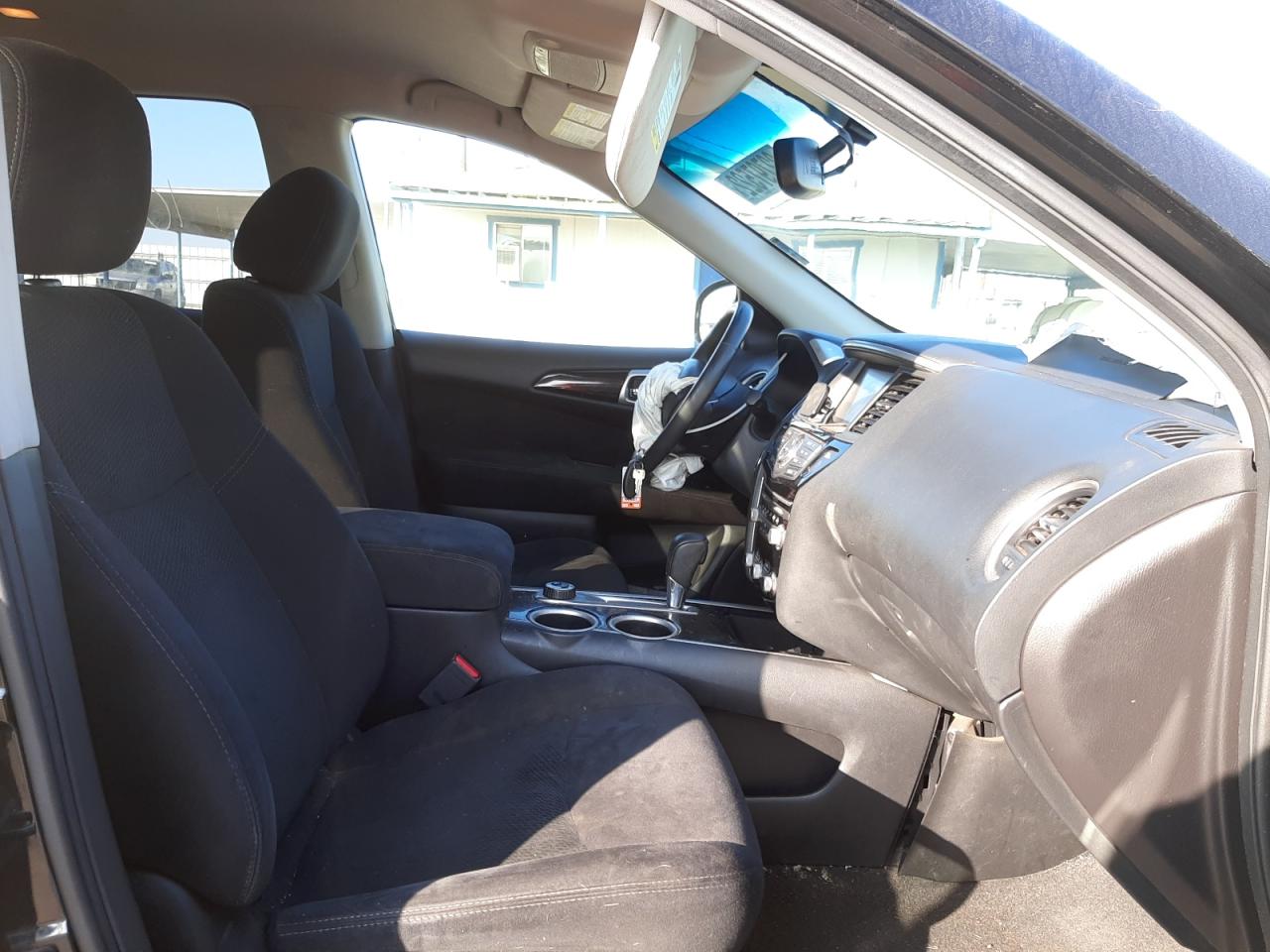 Photo 5 from auction – 2015 NISSAN PATHFINDER with VIN 5N1AR2MM6FC635665