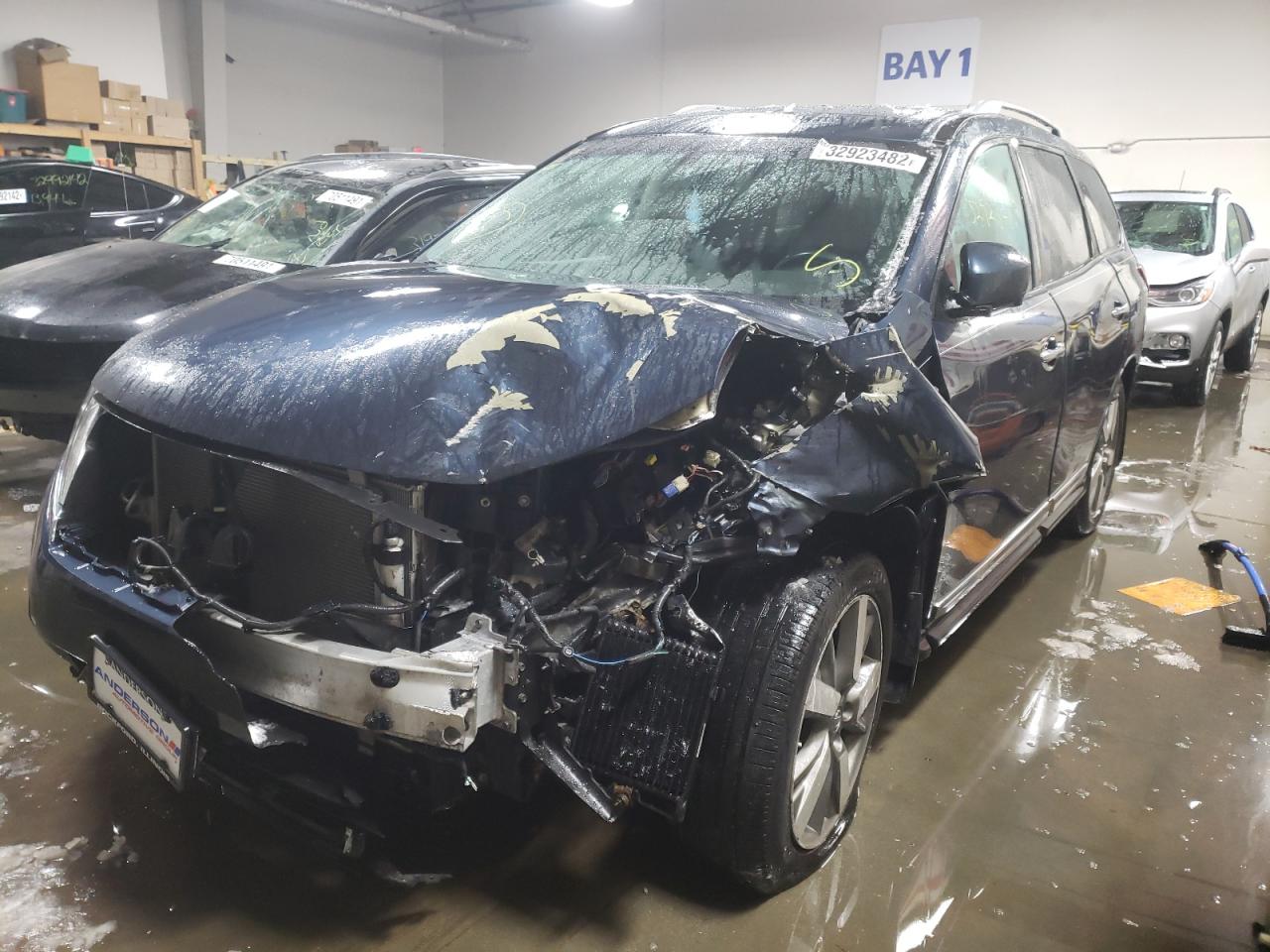 Photo 2 from auction – 2014 NISSAN PATHFINDER with VIN 5N1AR2MM8EC653938