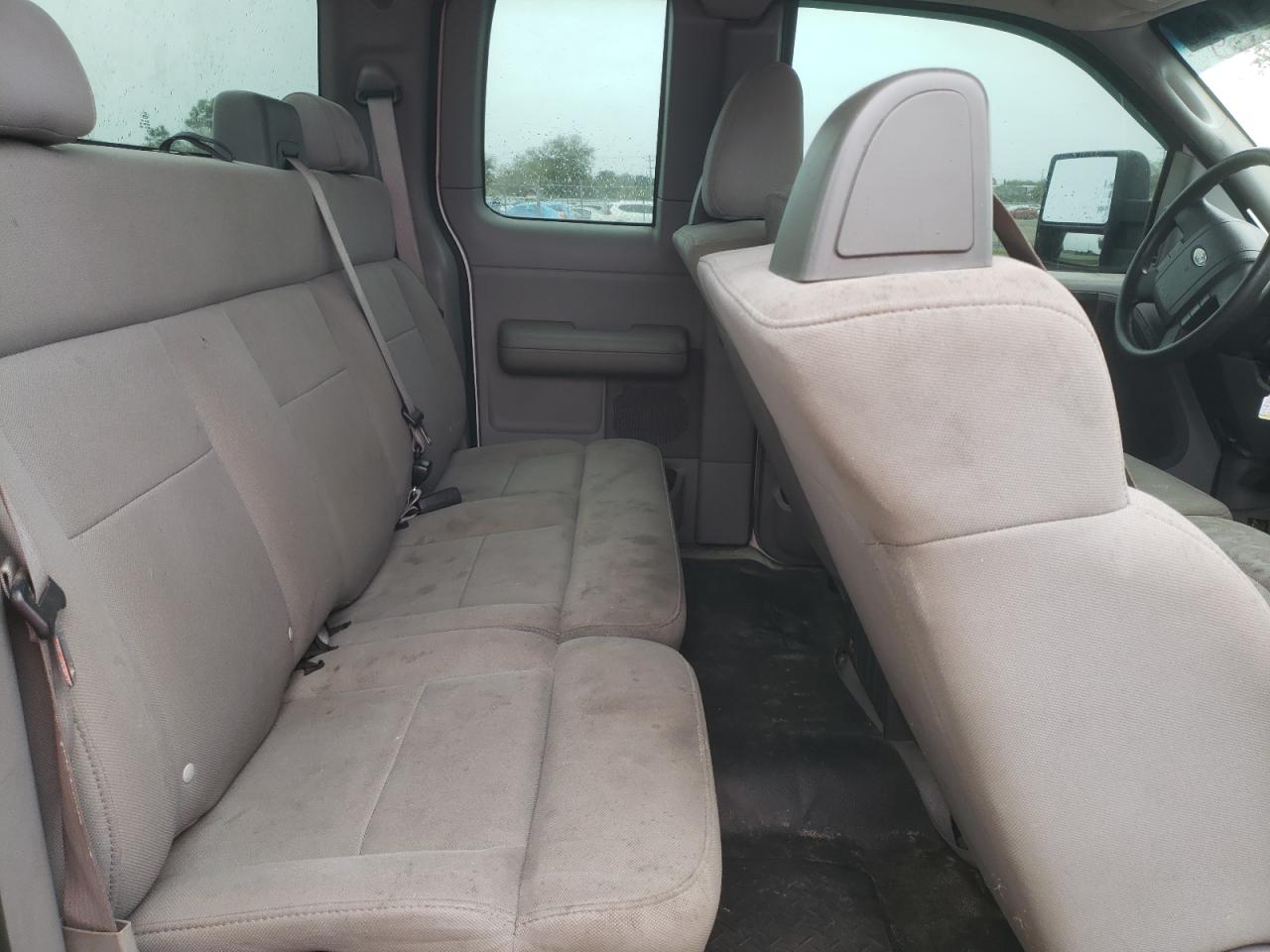 Photo 6 from auction – 2005 FORD F150 with VIN 1FTVX12595NA21021