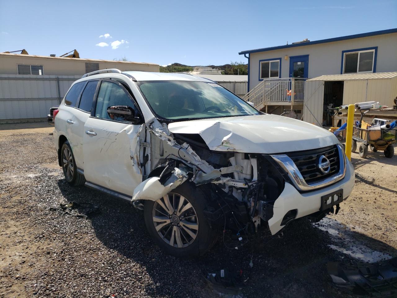 NISSAN PATHFINDER 2018 with VIN 5N1DR2MN9JC648120 - Photo from auction
