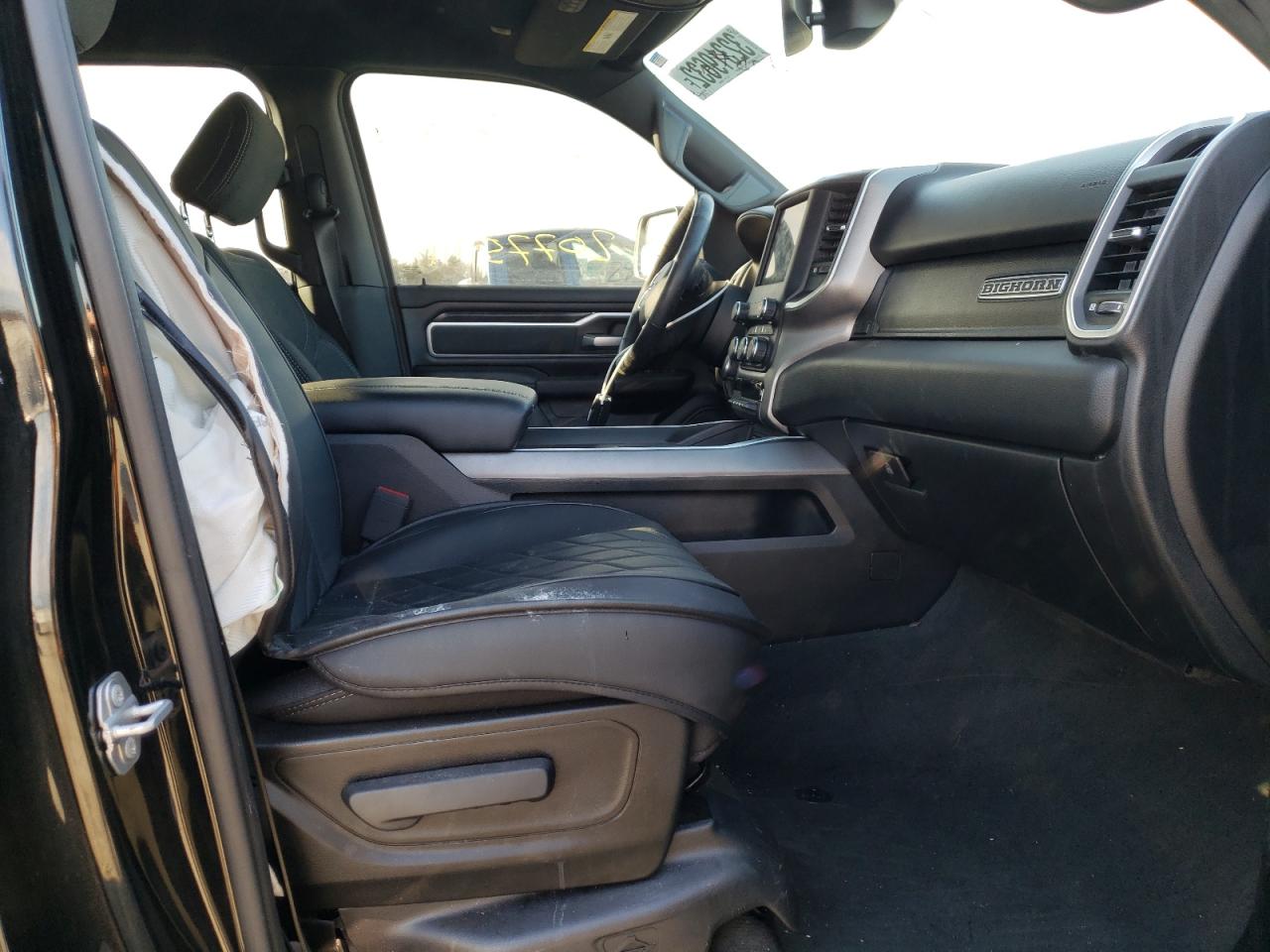 Photo 5 from auction – 2019 RAM 1500 BIG H with VIN 1C6SRFFT3KN900536