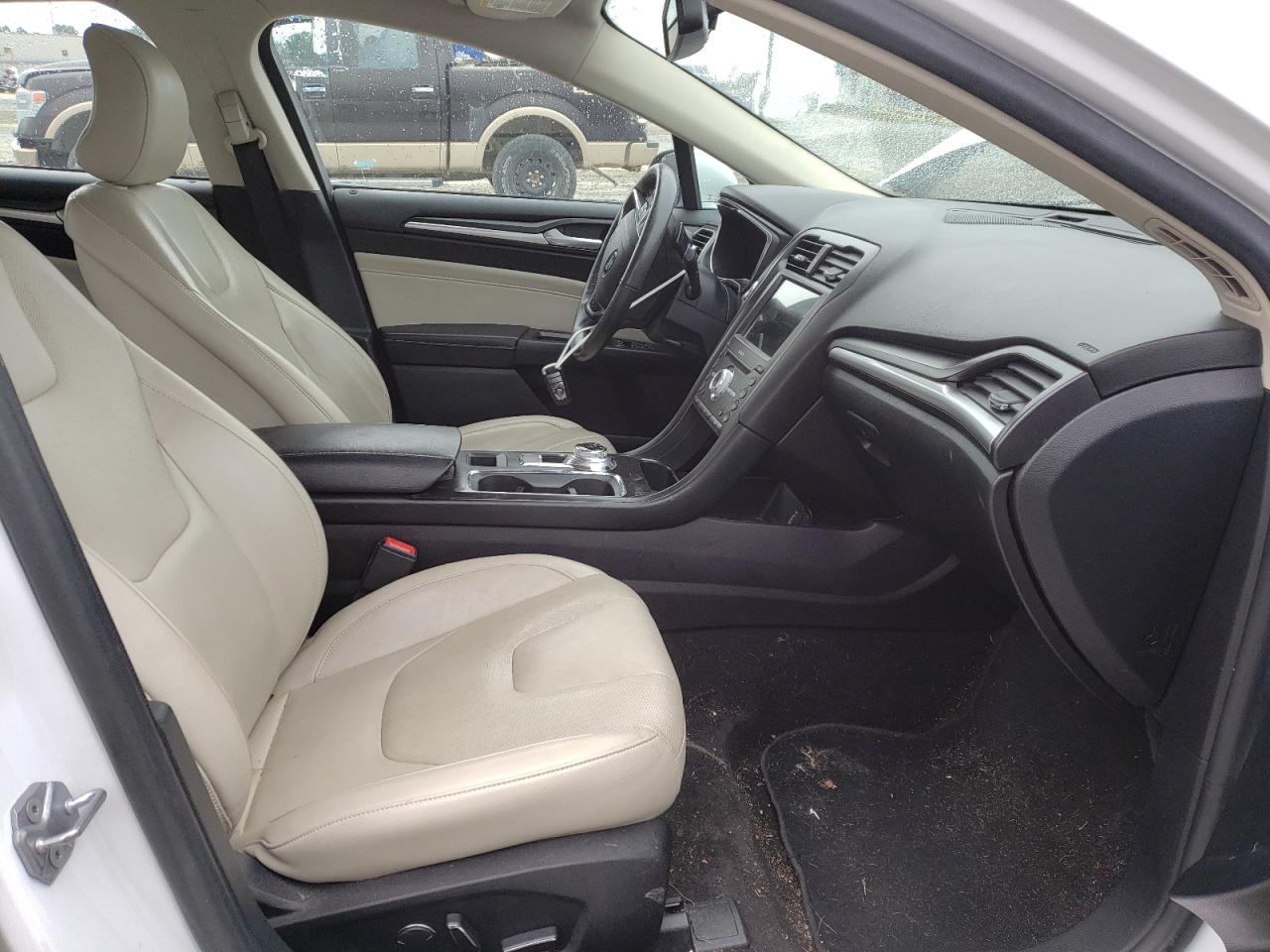 Photo 5 from auction – 2018 FORD FUSION TIT with VIN 3FA6P0D90JR131533