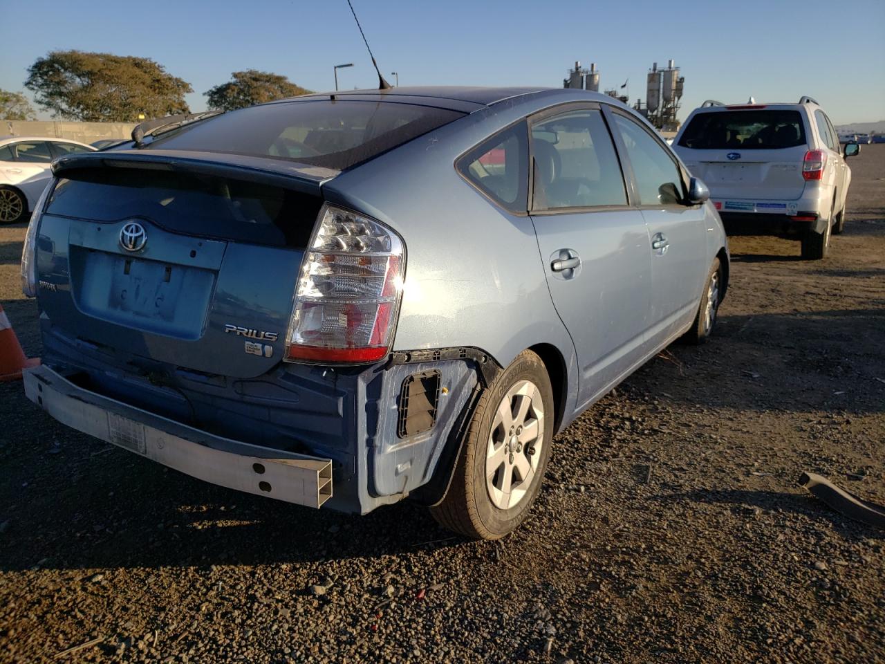 Photo 4 from auction – 2008 TOYOTA PRIUS with VIN JTDKB20U187736000