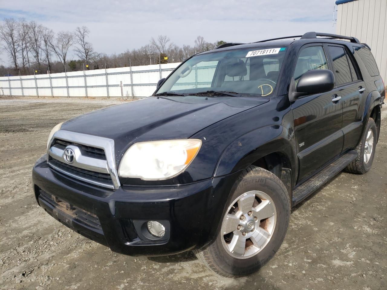 Photo 2 from auction – 2007 TOYOTA 4RUNNER SR with VIN JTEZU14R570095641