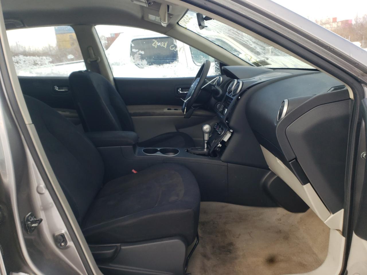 Photo 5 from auction – 2011 NISSAN ROGUE S with VIN JN8AS5MV4BW257801