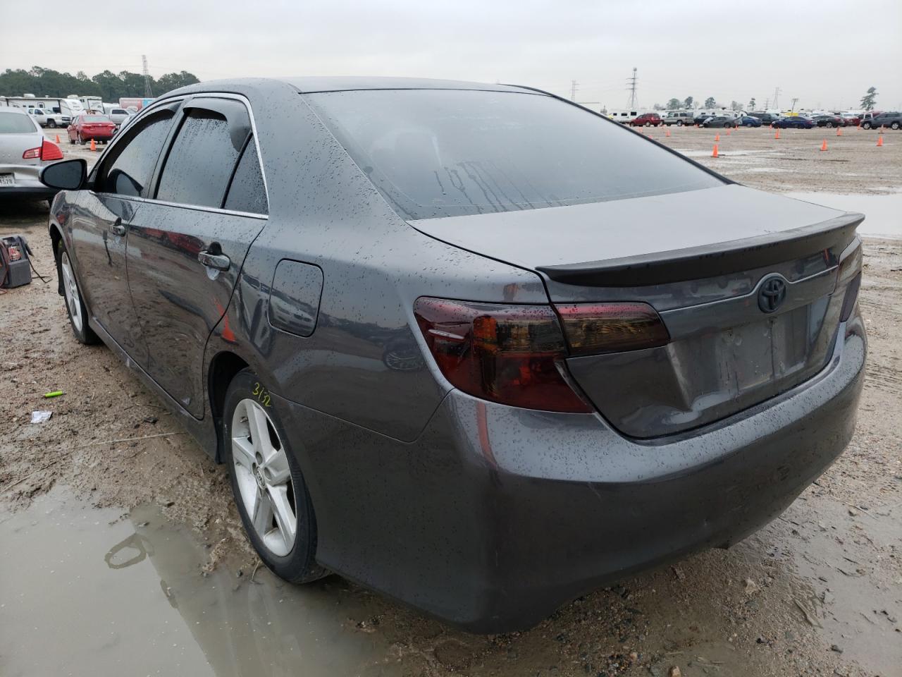 Photo 3 from auction – 2012 TOYOTA CAMRY BASE with VIN 4T1BF1FK2CU071585