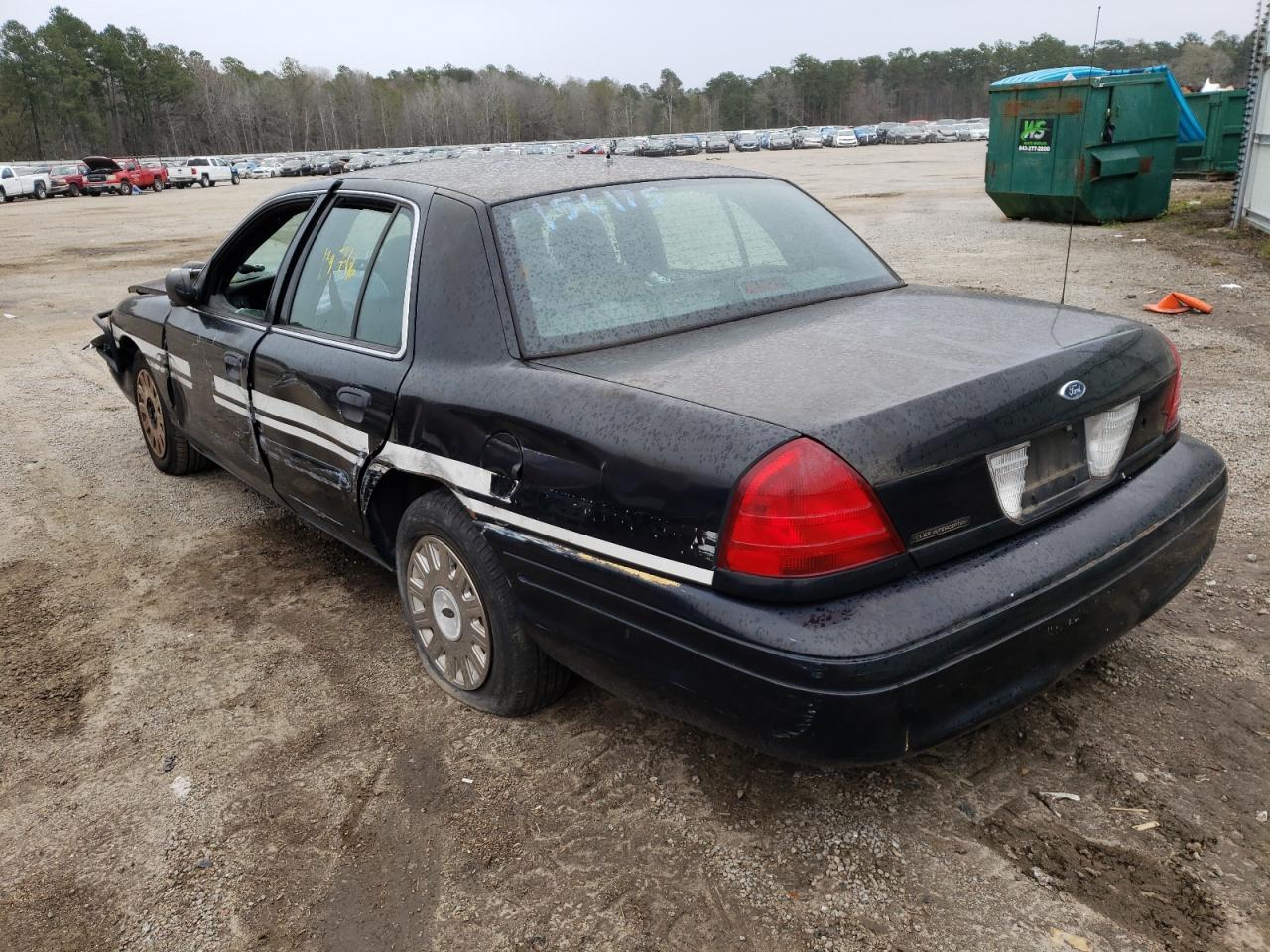 Photo 3 from auction – 2005 FORD CROWN VICT with VIN 2FAFP71W15X156175