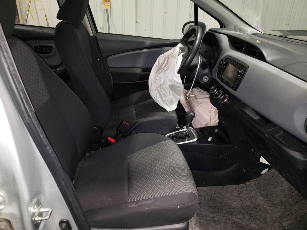 Photo 5 from auction – 2015 TOYOTA YARIS with VIN VNKKTUD33FA043463