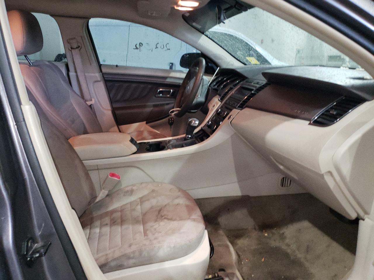 Photo 5 from auction – 2011 FORD TAURUS SE with VIN 1FAHP2DWXBG159021
