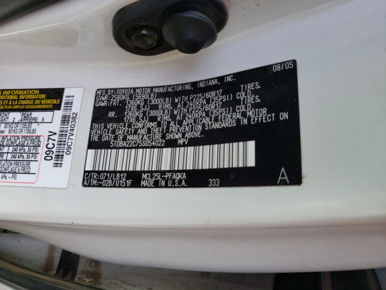 Photo 10 from auction – 2005 TOYOTA SIENNA XLE with VIN 5TDBA22C75S054022