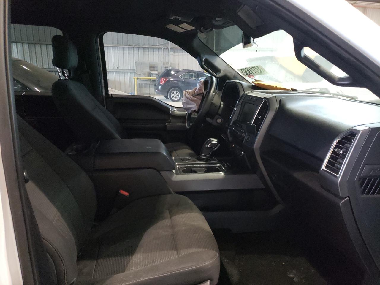 Photo 5 from auction – 2015 FORD F150 SUPER with VIN 1FTEW1CF0FFA37548