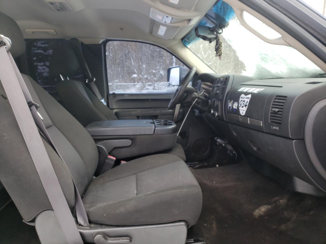 Photo 5 from auction – 2011 CHEVROLET SILVERADO with VIN 1GCRKSE38BZ340267