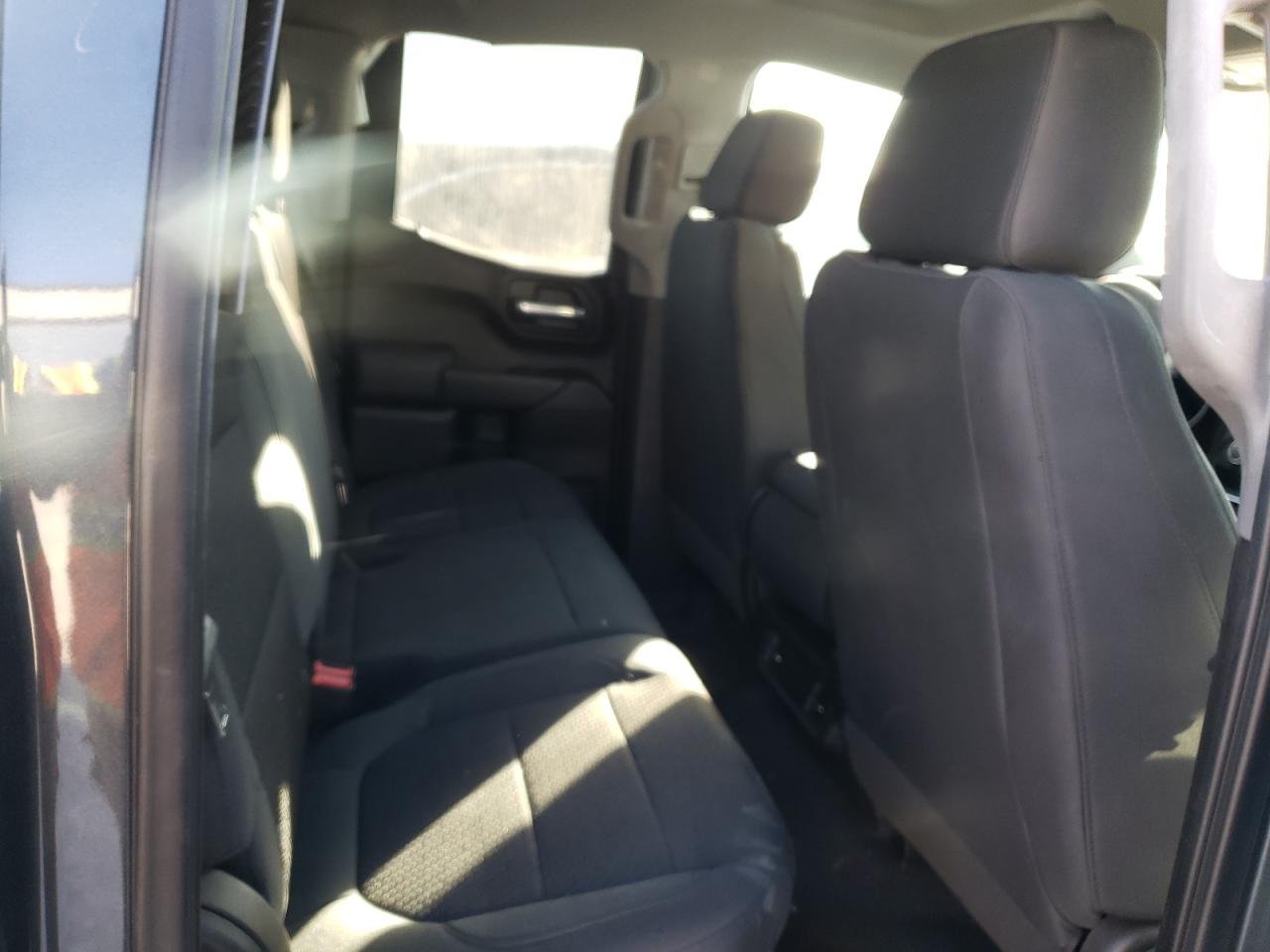 Photo 6 from auction – 2020 CHEVROLET SILVERADO with VIN 1GCRYBEF3LZ232522