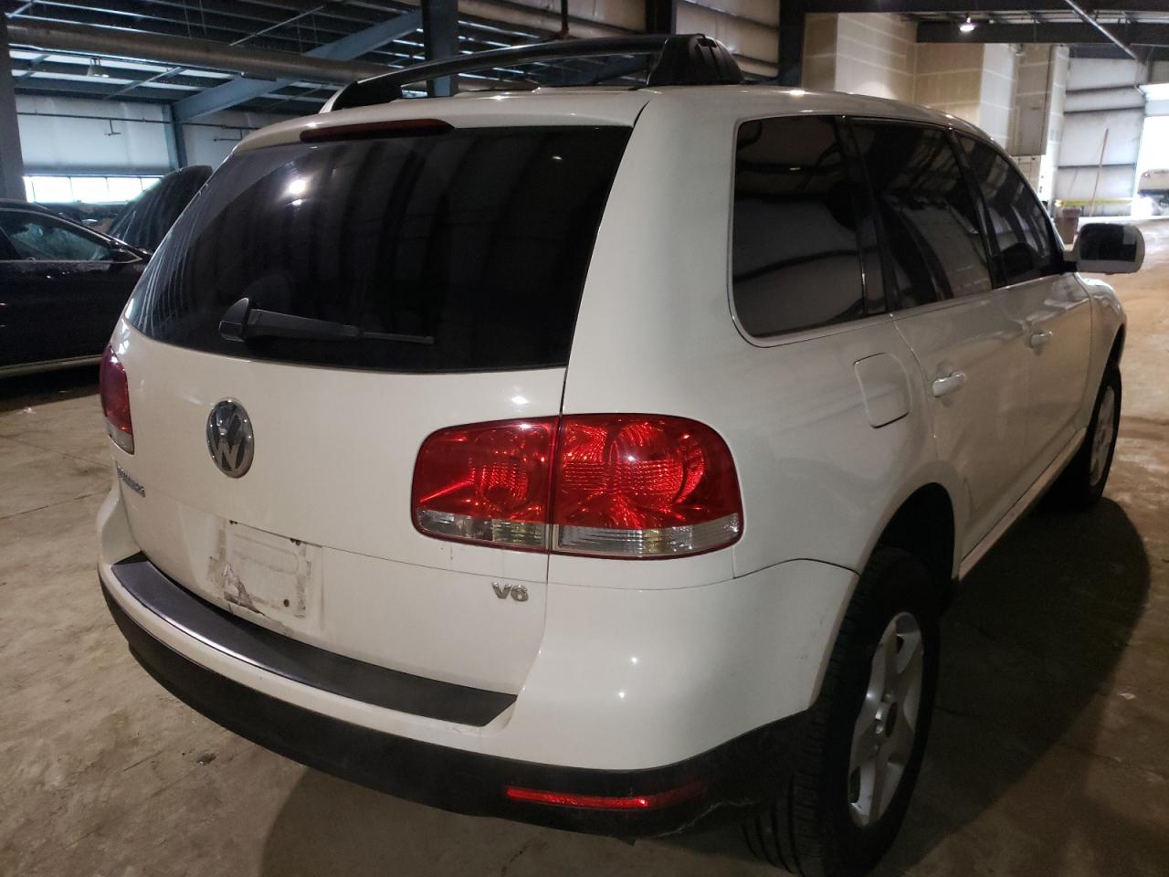 Photo 4 from auction – 2004 VOLKSWAGEN TOUAREG 3. with VIN WVGBC67L94D031244