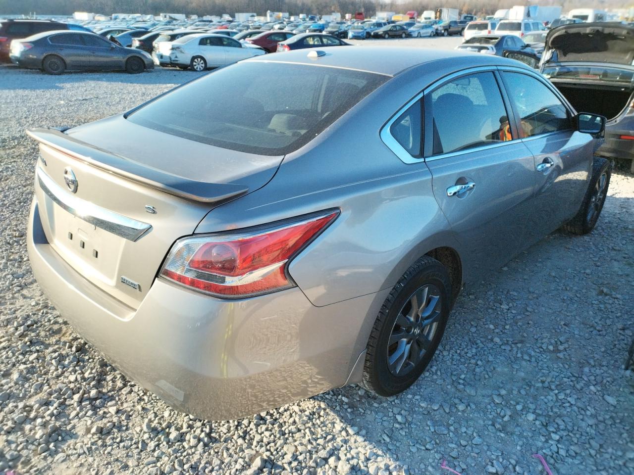Photo 4 from auction – 2015 NISSAN ALTIMA 2.5 with VIN 1N4AL3AP8FC497823