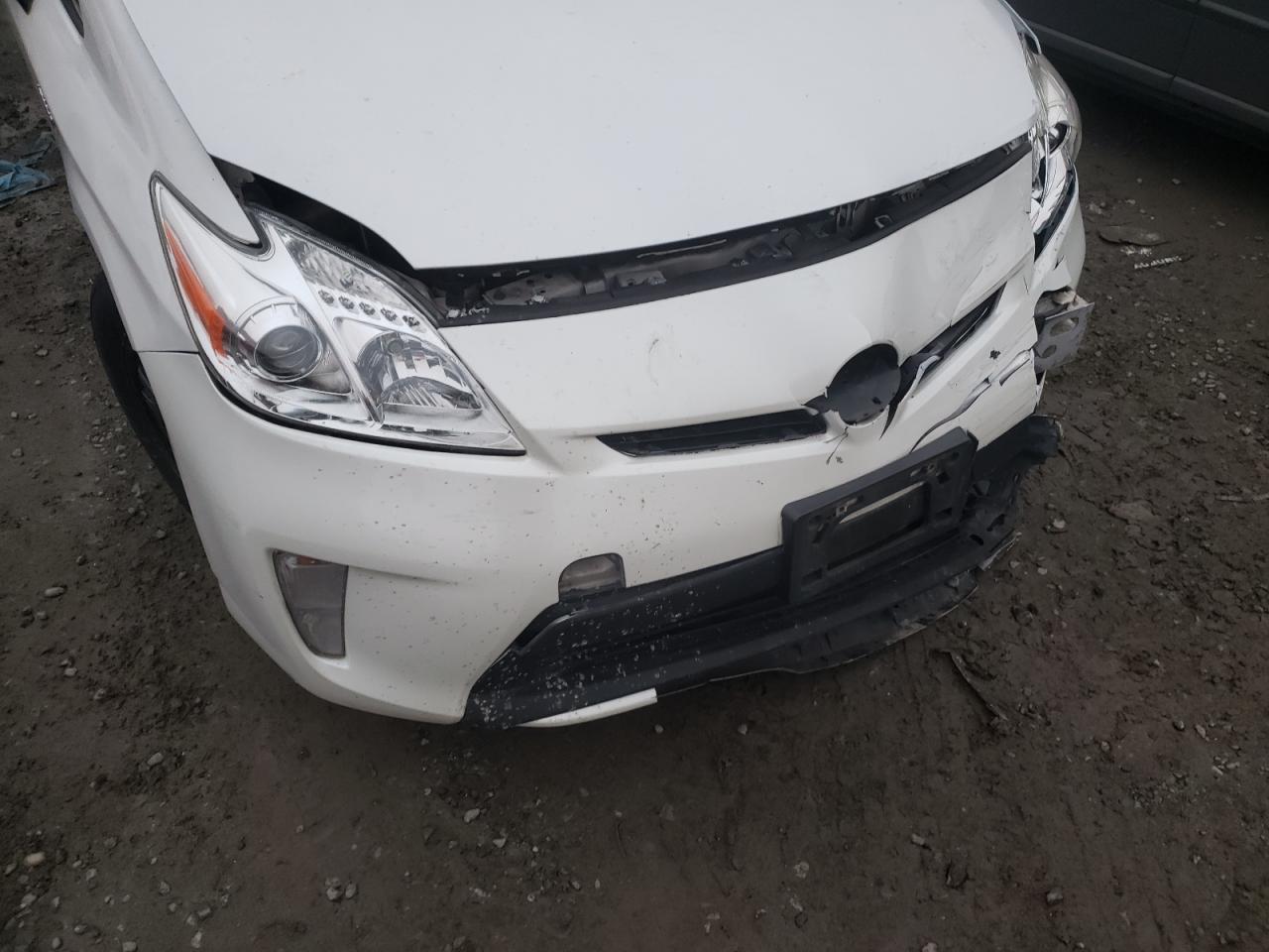 Photo 9 from auction – 2013 TOYOTA PRIUS with VIN JTDKN3DU8D5561449
