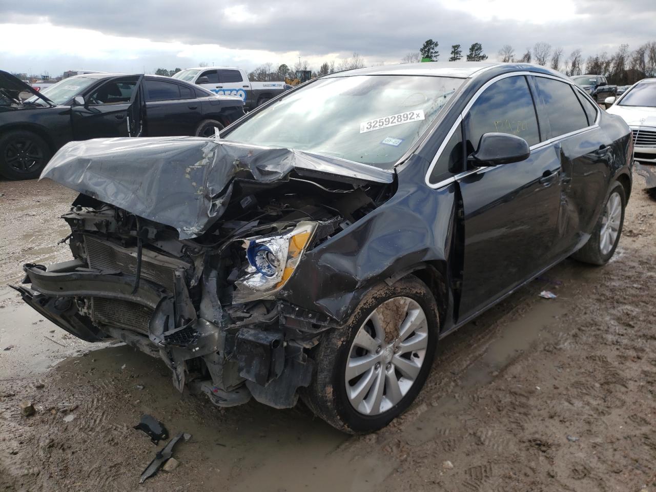 Photo 2 from auction – 2016 BUICK VERANO with VIN 1G4PP5SK4G4113793