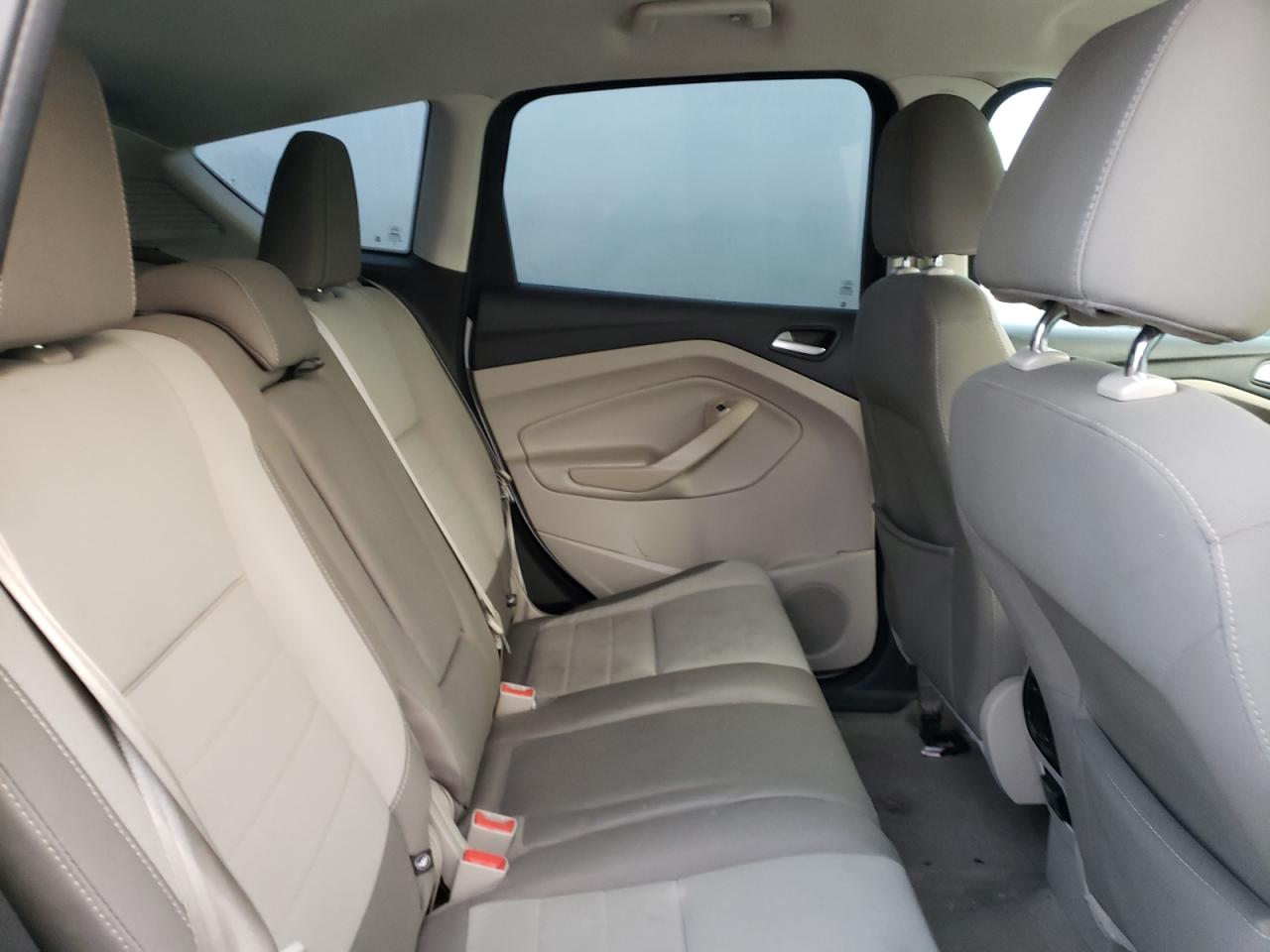 Photo 6 from auction – 2014 FORD C-MAX SE with VIN 1FADP5AU7EL521207