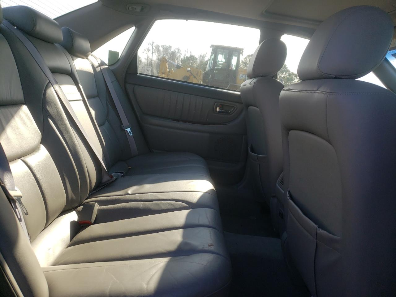 Photo 6 from auction – 2003 TOYOTA AVALON XL with VIN 4T1BF28B43U283858