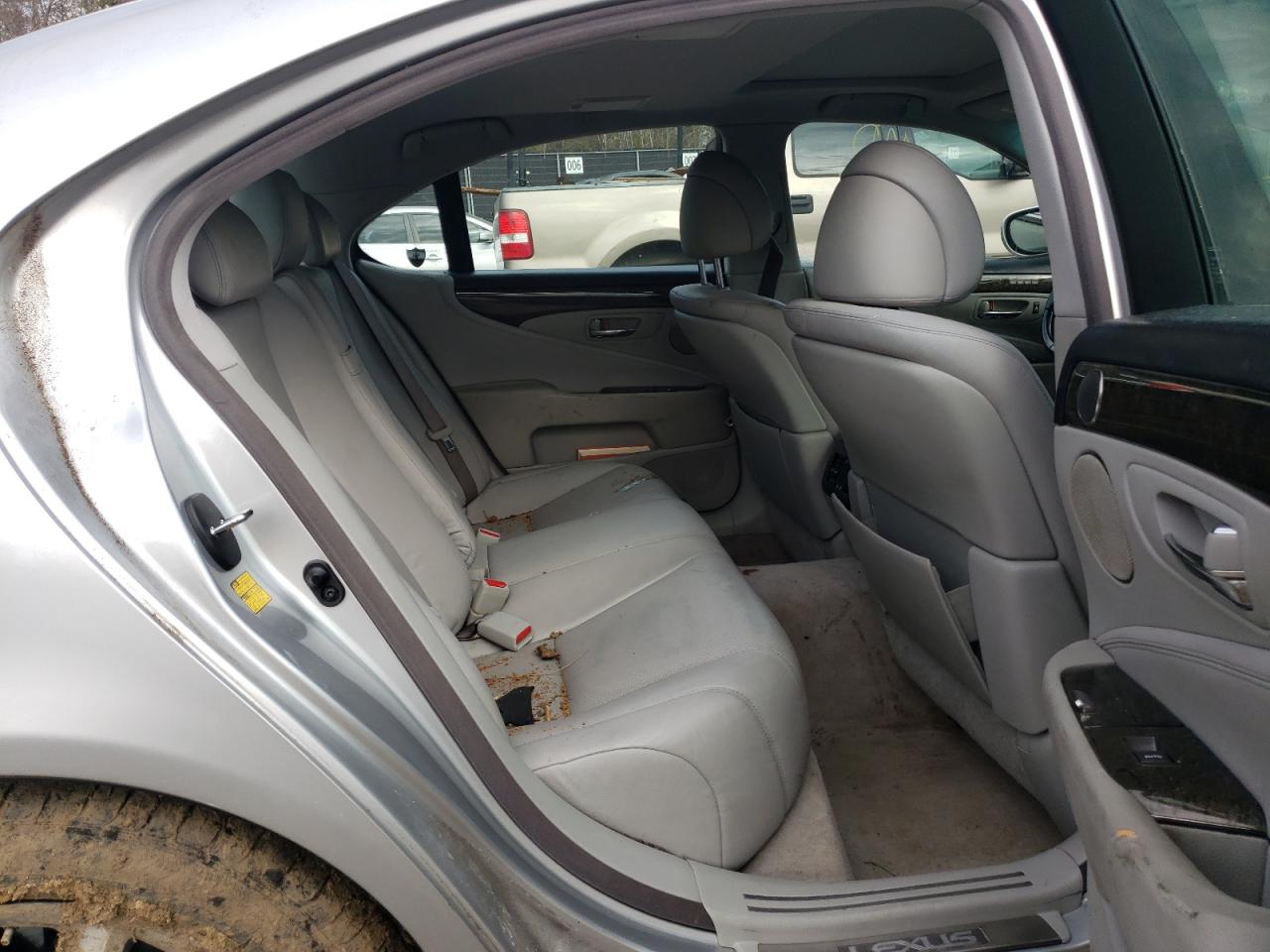 Photo 6 from auction – 2007 LEXUS LS 460 with VIN JTHBL46F475045926
