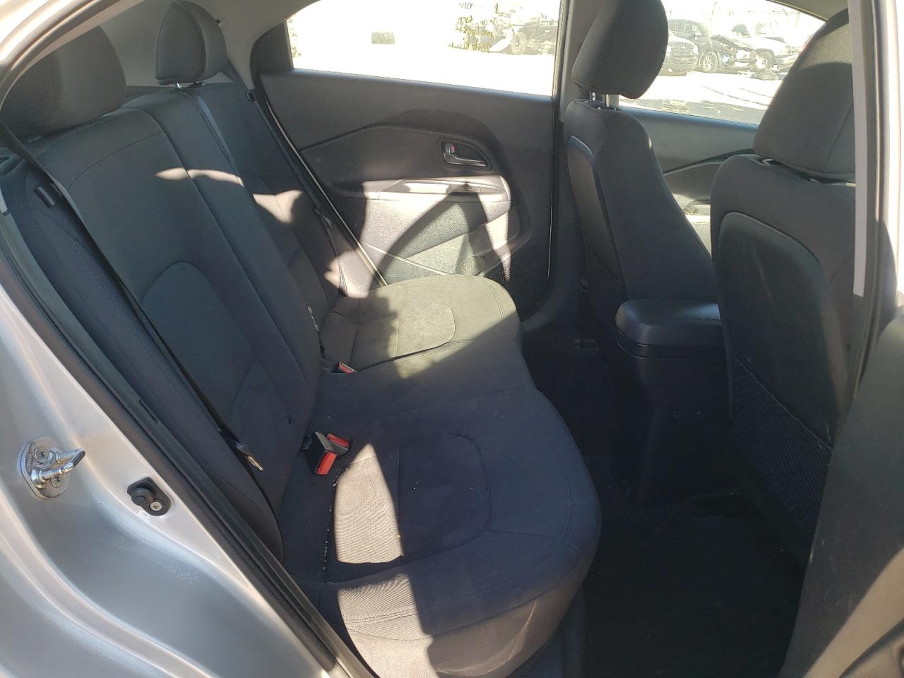 Photo 6 from auction – 2013 KIA RIO EX with VIN KNADN5A38D6160085