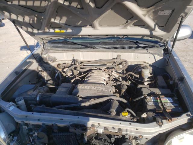 Photo 7 from auction – 2003 TOYOTA SEQOUIA with VIN 5TDBT48A03S179923