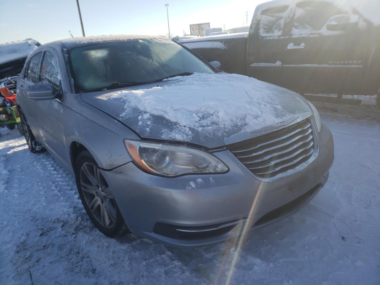 CHRYSLER 200 TOURIN 2013 with VIN 1C3CCBBB5DN773025 - Photo from auction
