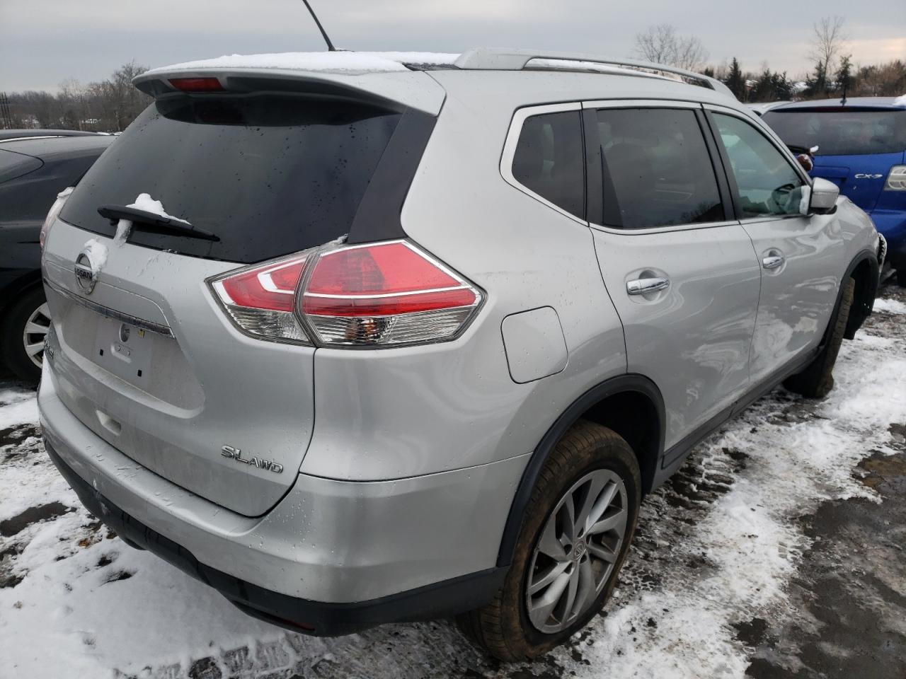 Photo 4 from auction – 2015 NISSAN ROGUE S with VIN 5N1AT2MVXFC876719