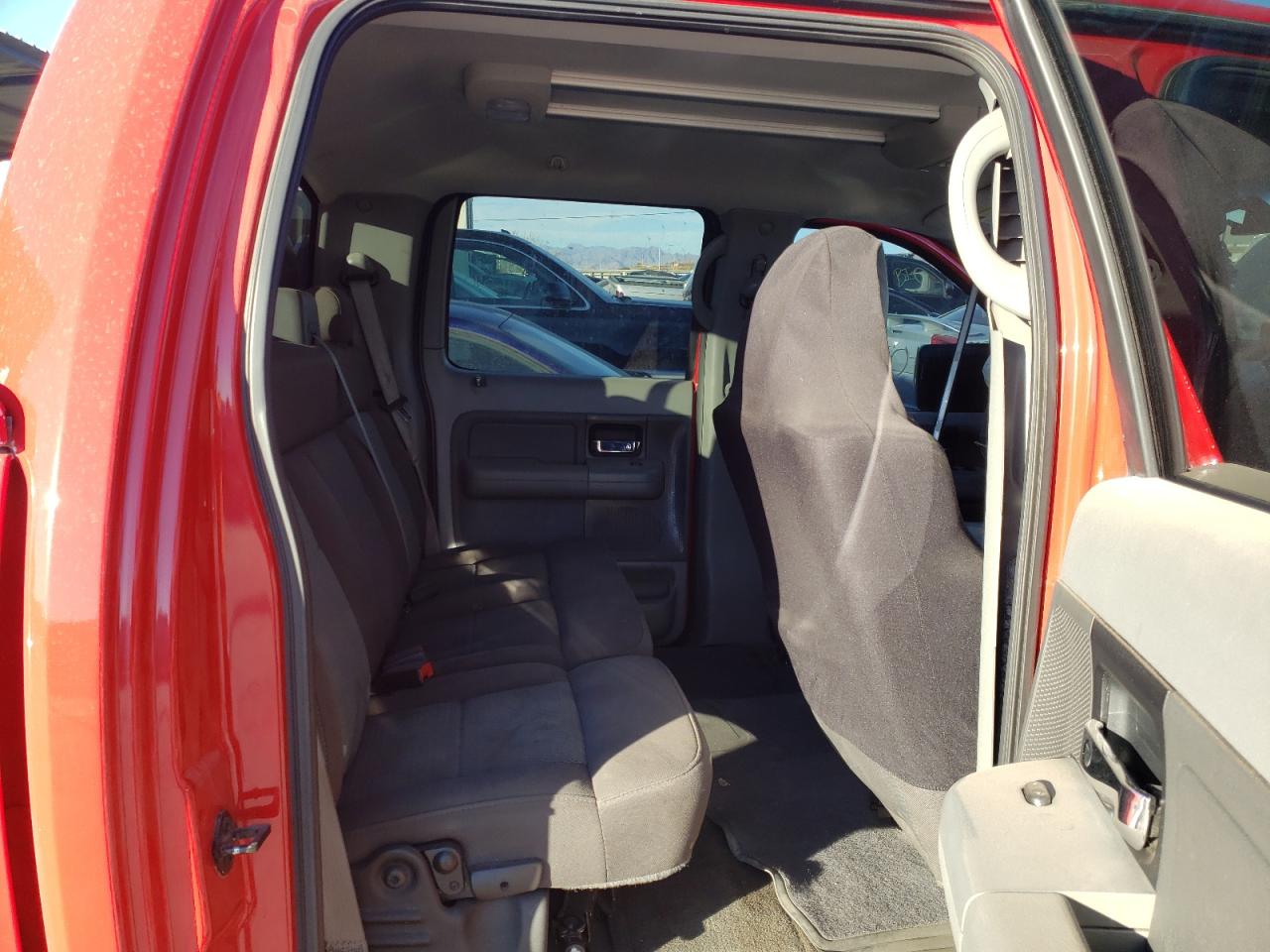 Photo 6 from auction – 2006 FORD F150 with VIN 1FTPW02516KD76676