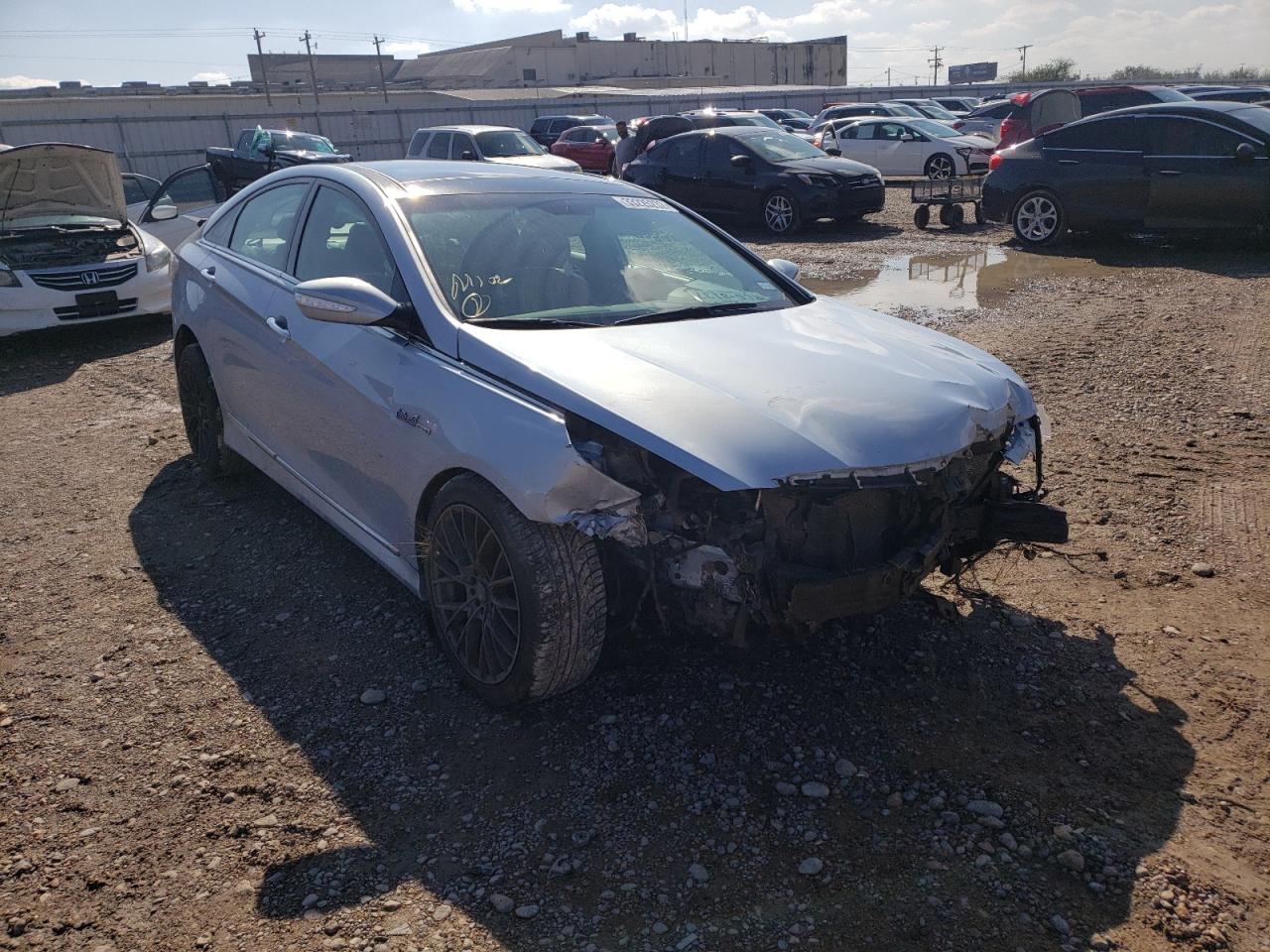 HYUNDAI SONATA HYB 2013 with VIN KMHEC4A49DA067830 - Photo from auction