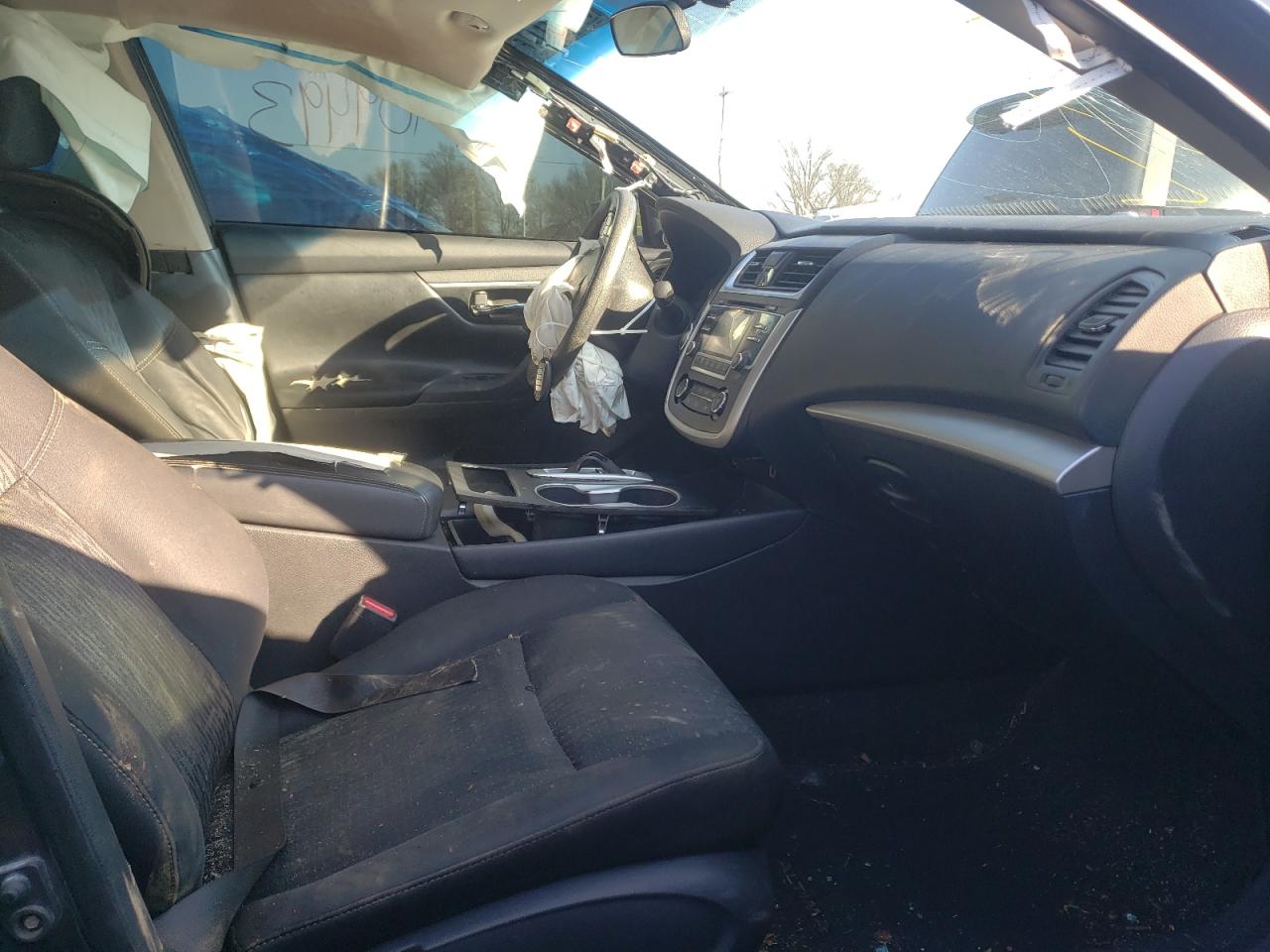 Photo 5 from auction – 2016 NISSAN ALTIMA 2.5 with VIN 1N4AL3AP4GC241955